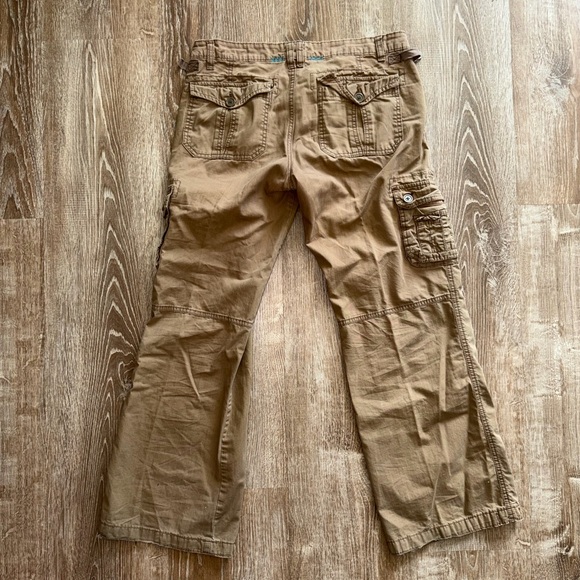 SOLD - Picture 2 of 6